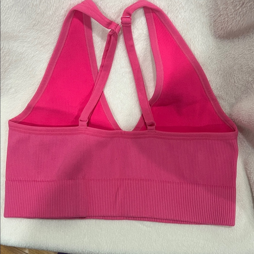 Pink Ribbed crop tank top - Picture 2 of 3